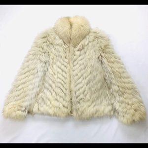 Saga Fox Vintage Fox Fur Coat Rare Chevron Size Sm